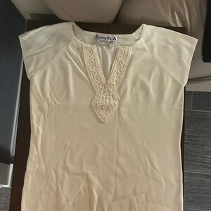 Joseph A Cream Lace Accent Blouse